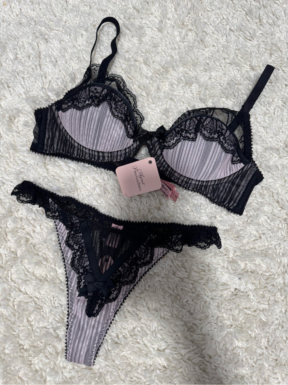 Agent Provocateur 32C Lace Bra & Thong Set Black Pink NWT